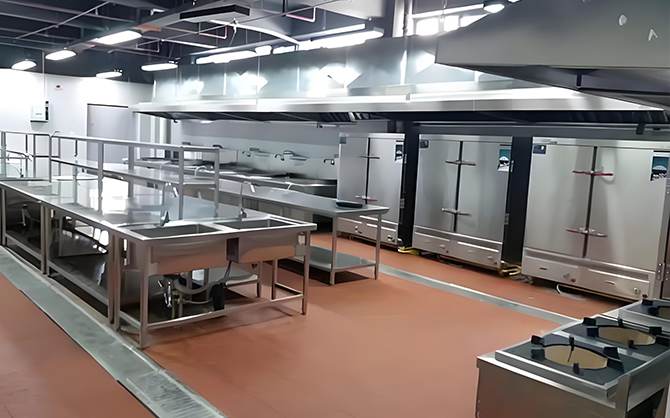 商用爐灶的維護與清潔:延長使用壽命的小技巧